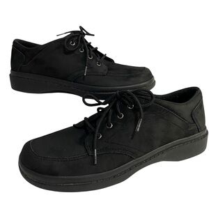 Easy Spirit Women's Black Lace-Up Casual Sneakers Size 8.5 Faux Suede Comfort